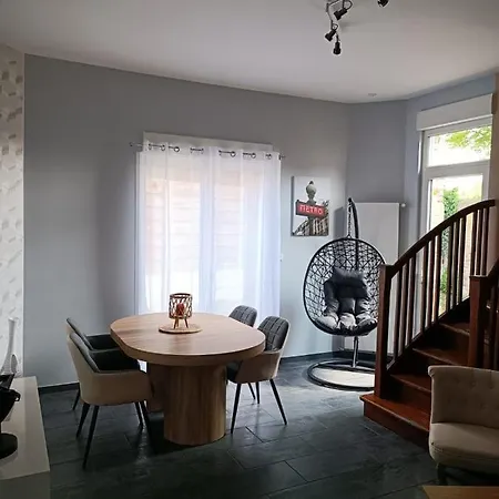 Maison Chaleureuse Avec Netflix Et Ps5 * Valenciennes