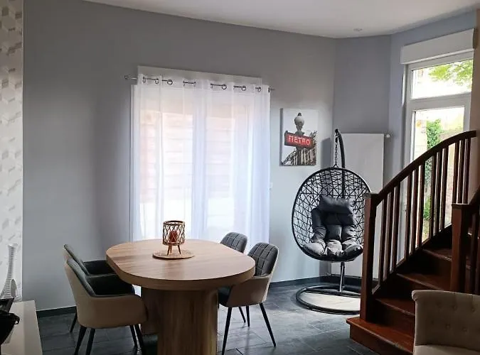 Maison Chaleureuse Avec Netflix Et Ps5 * Valenciennes